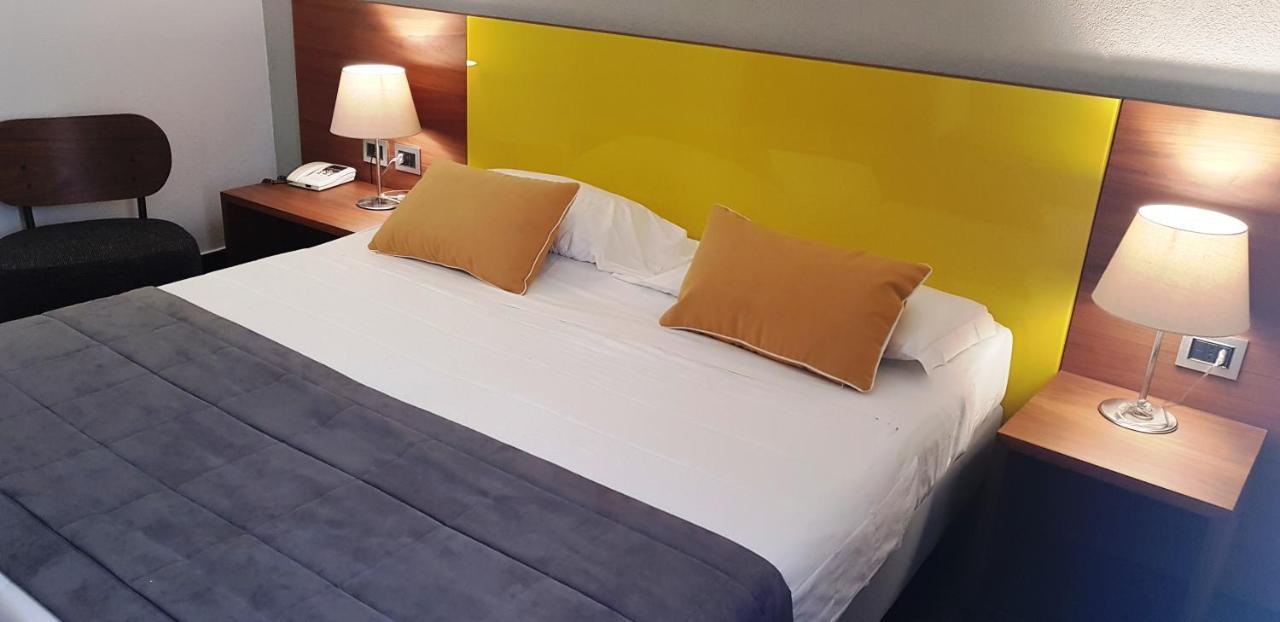 Hotel Sandalia Nuoro Kültér fotó