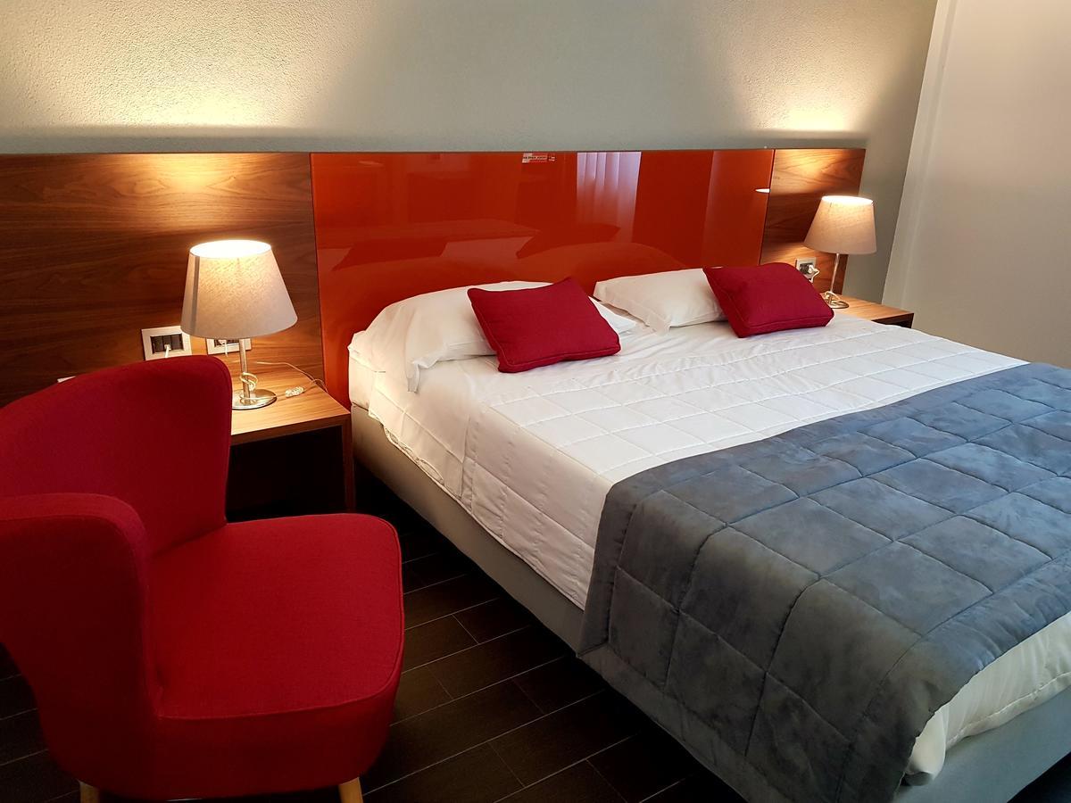 Hotel Sandalia Nuoro Kültér fotó